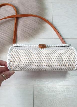 Красивая плетеная сумочка ручной работы4 фото