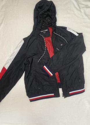 Трендовый женский бомбер tommy hilfiger sport3 фото