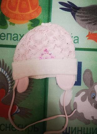 Продам гарну, ажурну шапочку