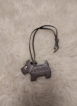 Шкіряний брелок radley 2