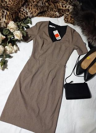 Сукня футляр