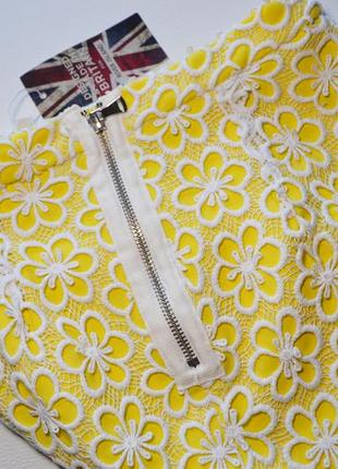 Красивая нежная желтая юбка в цветы4 фото