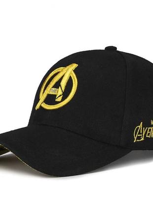 Молодежная бейсболка narason черного цвета с лого avengers