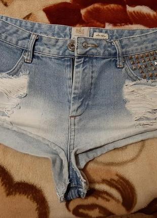 Шорти короткі
