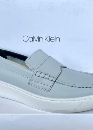 Лофери чоловічі шкіряні calvin klein fang сірі