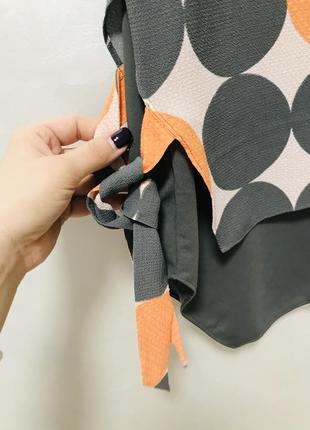 Жіноча блуза next з геометричним принтом3 фото