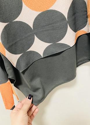 Жіноча блуза next з геометричним принтом4 фото
