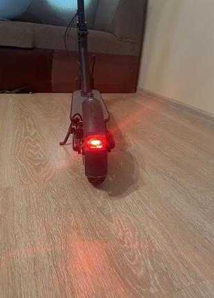 Електросамокат xiaomi mi electric scooter essential black