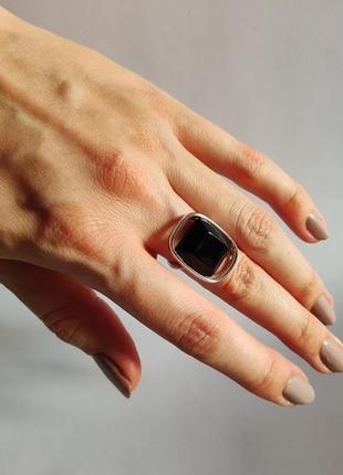 Серебряное кольцо с ониксом2 фото