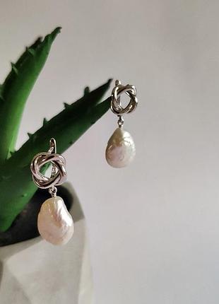 Серебряные серьги с жемчужинами