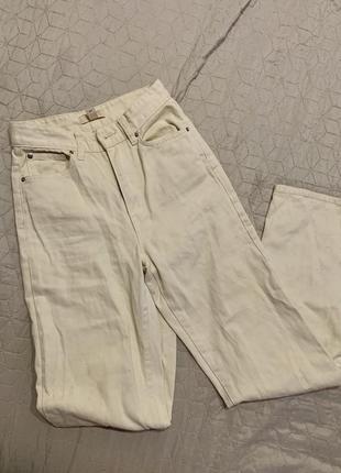 Прямые бежевые джинсы h&m1 фото