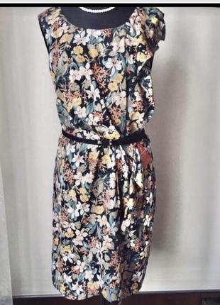 Сукня в квітковий принт з запахом8 фото