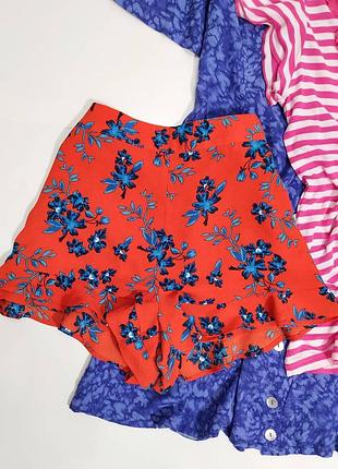 ❤️яркие шортики в цветочный принт