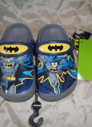 Сrocs crocsfunlab batman smoke clogs3 фото