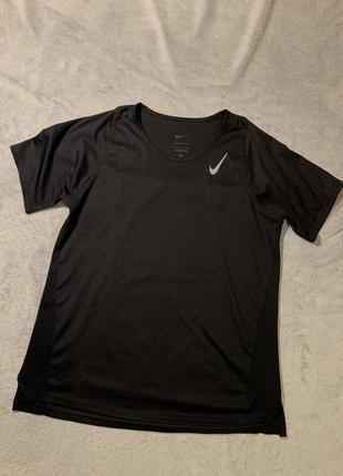 Футболка eyes nike