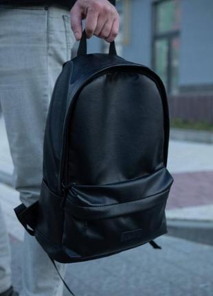 Чорний чоловічий рюкзак на кожен день2 фото