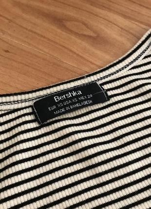 Кофтинка bershka xs-s5 фото