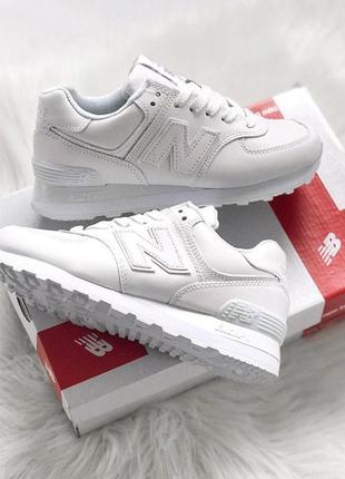New balance крутые женские классические кроссовки