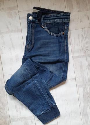 Джинсы джоггеры от pull & bear