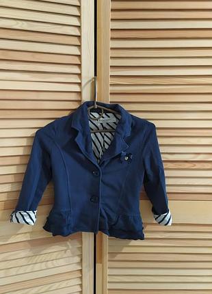 Піджак на дівчинку