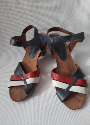 Распродажа! немецкие натуральные босоножки кожа caprice p.37