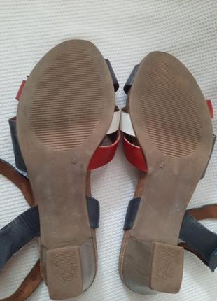Распродажа! немецкие натуральные босоножки кожа caprice p.37