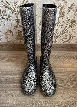 Резиновый сапоги