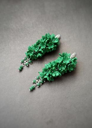 Сережки грона з зеленими квітами, сережки квіти довгі грона3 фото