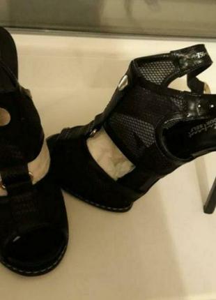 Босоножки 2