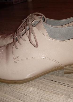 Туфлі черевички жіночі лак шкіра tamaris німеччина розмір 37-23.5см5 фото