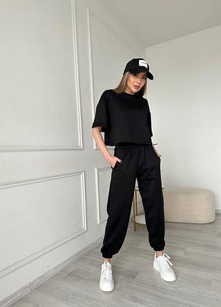Якісний стильний жіночий прогулянковий костюм з футболкою оверсайз 4 кольори