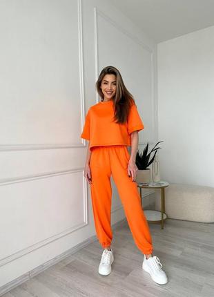 Якісний стильний жіночий прогулянковий костюм з футболкою оверсайз 4 кольори