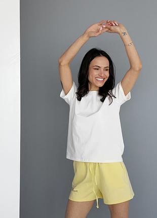 Базовая футболка женская однотонная, молочный, s