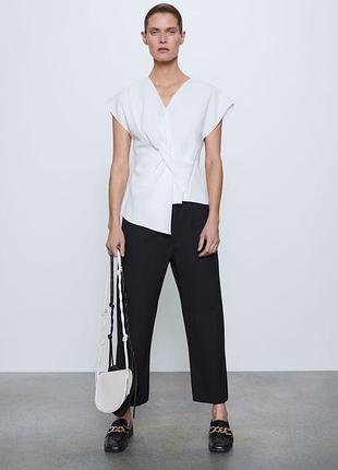 ,фірмова базова асиметричного крою стильна біла блуза zara