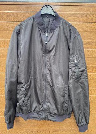 Черная ветровка куртка размер м5 фото