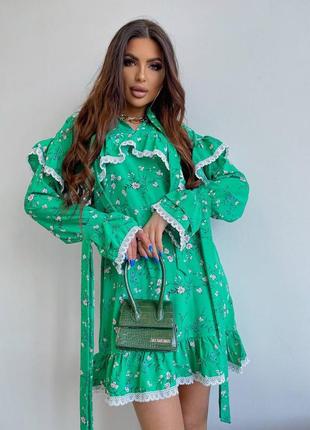 Платье короткое зеленое с цветочным принтом на длинный рукав свободного кроя с поясом с кружевом качественная стильная2 фото