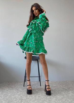 Платье короткое зеленое с цветочным принтом на длинный рукав свободного кроя с поясом с кружевом качественная стильная3 фото