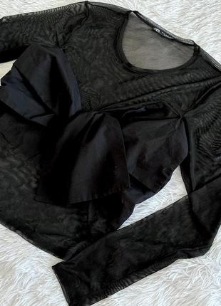 Трендовая черная рубашка zara в сеточку с бантом