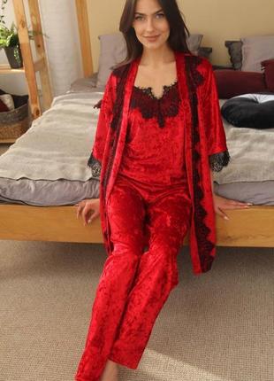 Пижама женская велюровая с халатом красный, s