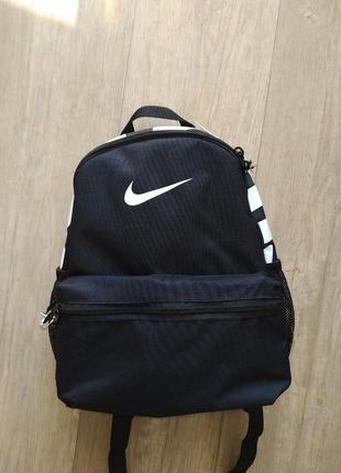 Nike just do it mini мини рюкзак nike brasilia jdi

рюкзак мини маленький новый оригинал для детей и взрослых6 фото