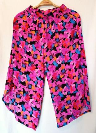 Page one young кюлоти в квітковий принт 134/140