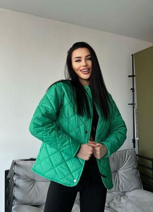 Зеленая женская стеганая куртка плащевка весенняя куртка