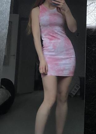 Гарна сукня
