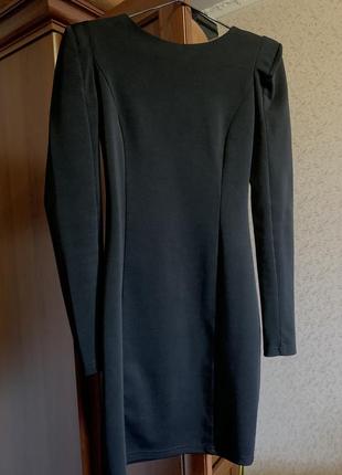 Черное платье с длинным рукавом2 фото