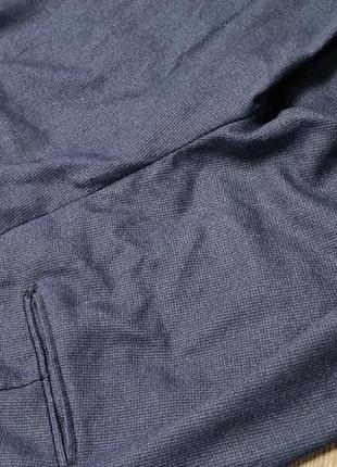 Сині текстурні брюки рівного крою5 фото