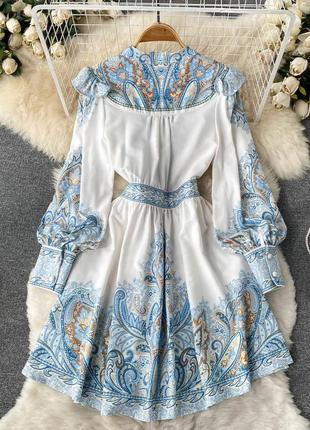Невероятно красивые платья в самом тонком голубо-белом цвете с орнаментом на пуговицах❤️4 фото