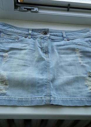 Обыкновенная повседневная джинсовая юбка 46 размера голубого цвета