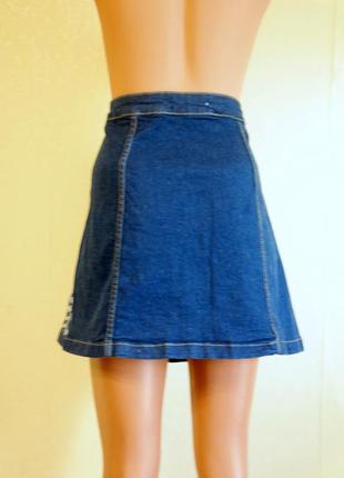 Джинсовая юбка с вышивкой2 фото