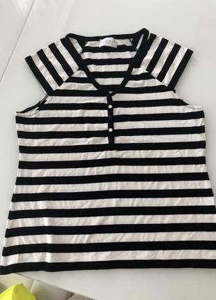 Стильна футболка