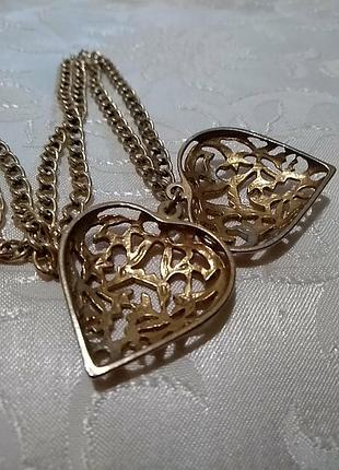 Цепочка в золотом цвете с кулоном сердце. длина цепочки 46 см